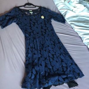 Blue flower mesh dress w/black slip